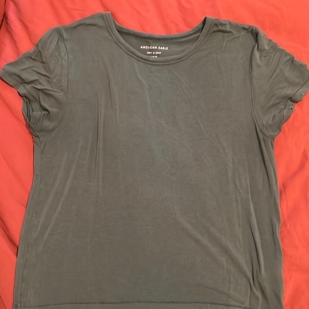 Cropped tee